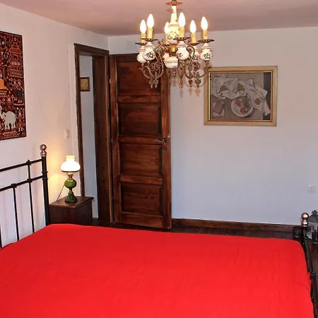 Heritage Stone House - Comfort, Terrace & Garden Apartment Trogir
